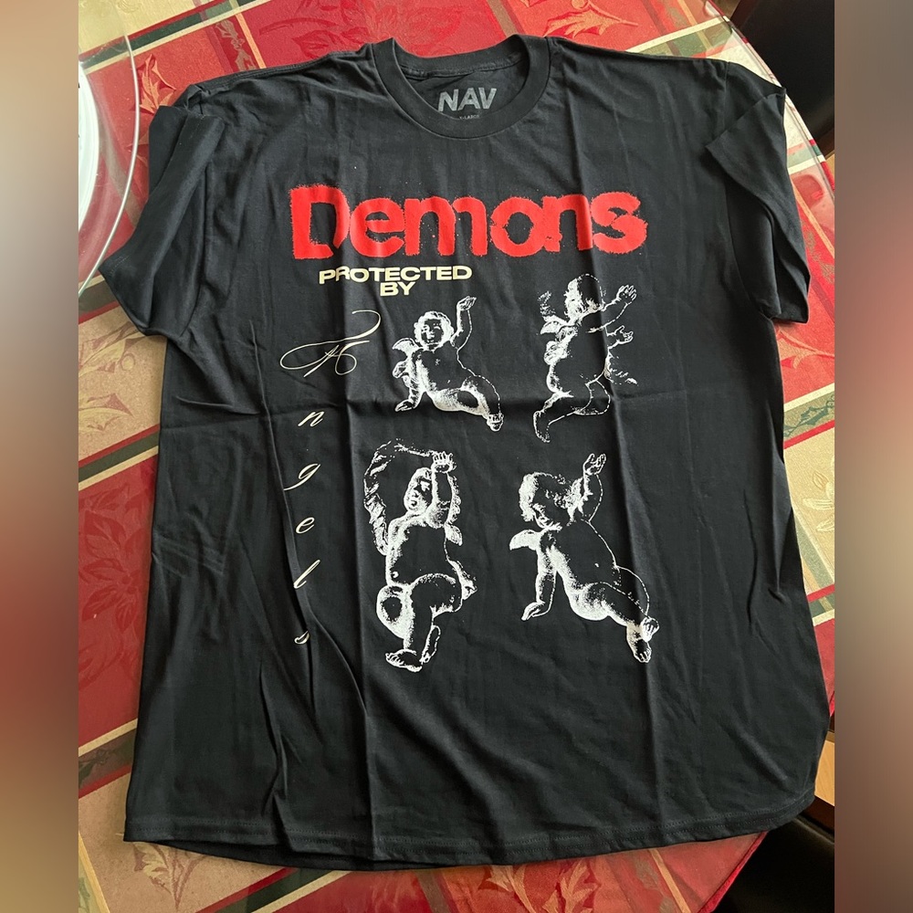 New with Tags NAV x XO Demons Protected By Angels T-Shirt Black size XL